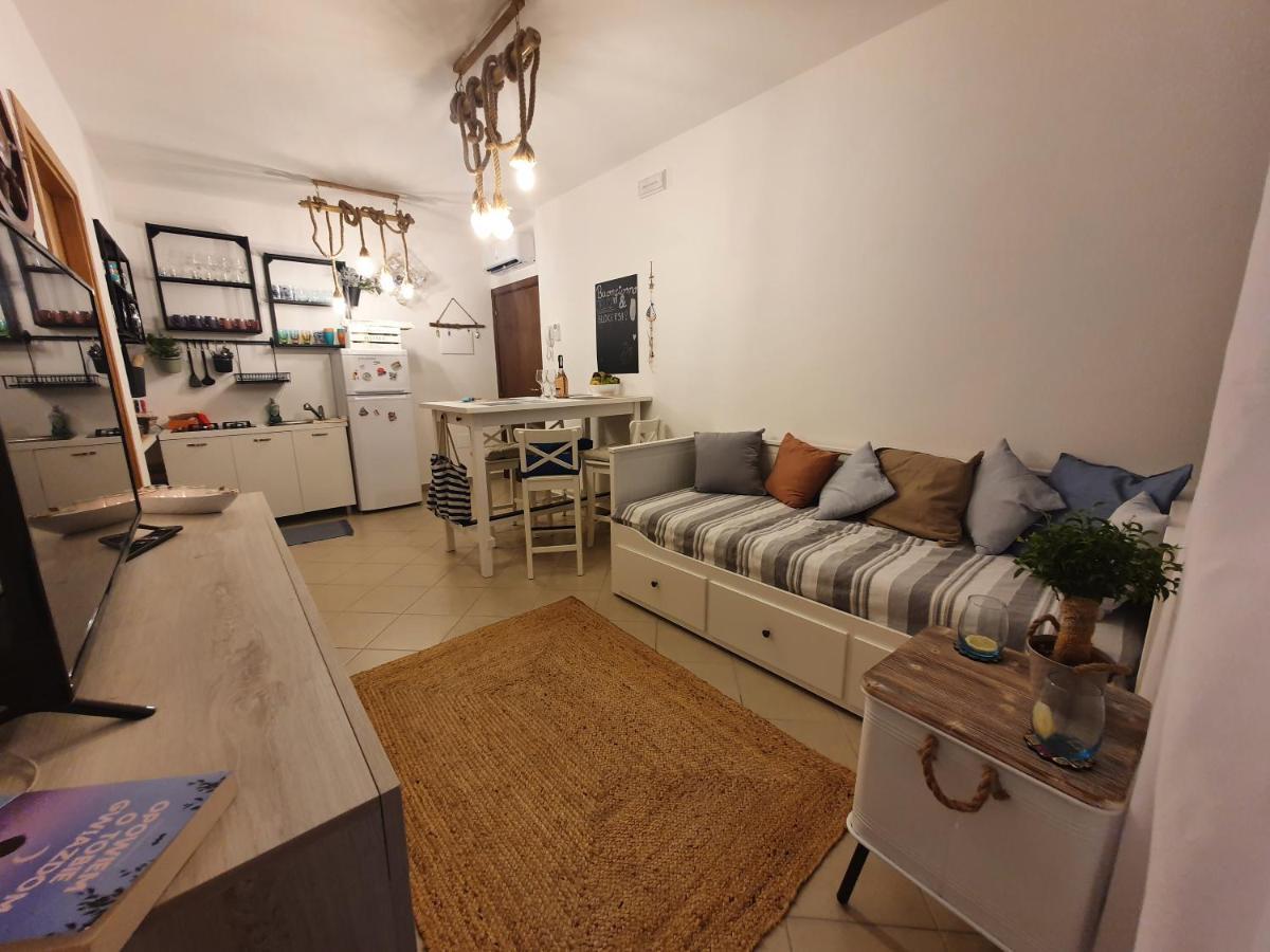 Bella Alba Apartment On The Beach Alba Adriatica Kültér fotó
